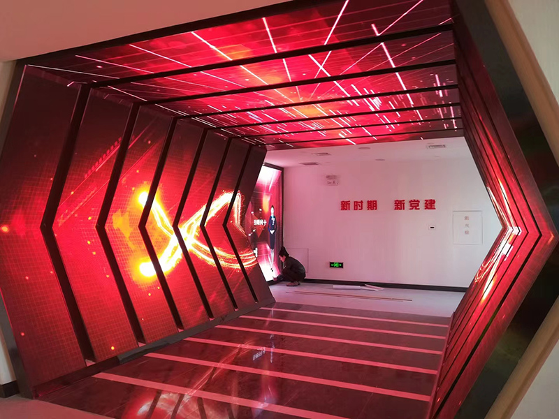 想給店鋪裝個(gè)LED顯示屏，該怎么選分辨率？是不是分辨率越高畫(huà)質(zhì)就一定越好？